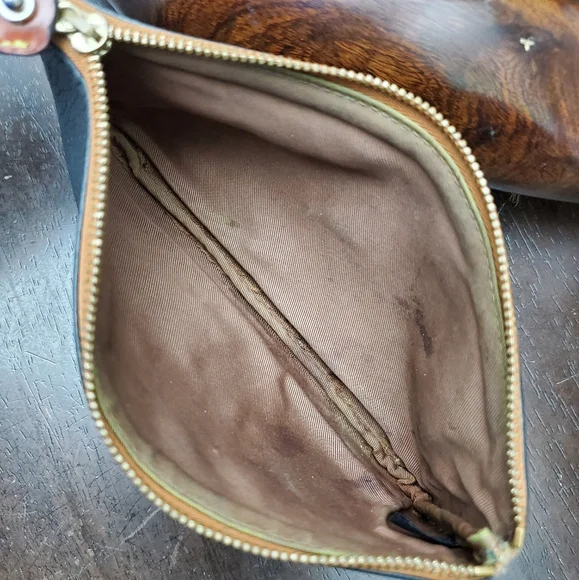 Dooney & Bourke Black and Tan Cosmetic Bag - Picture 13 of 13